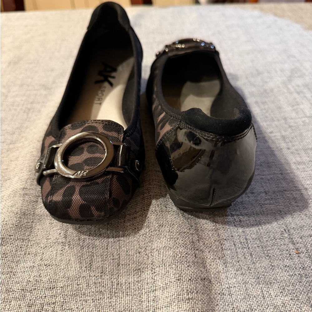 Anne Klein Sport Black and Brown Flats - Picture 2 of 3